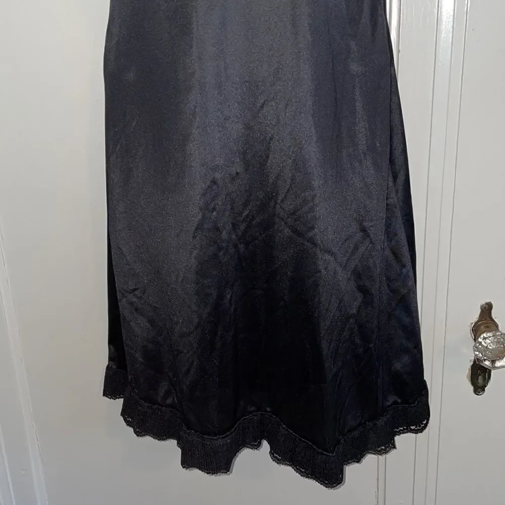 Vtg Sarah Smith white & black full slip‎